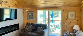 3-bedroom cabin in Madisonville TN