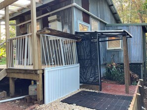 Exterior - MOUNTAIN (BALGARR) CABIN RETREAT (Not quite glamping, perfect getaway) (Elands)