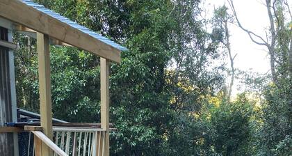 MOUNTAIN (BALGARR) CABIN RETREAT (Not quite glamping, perfect getaway)