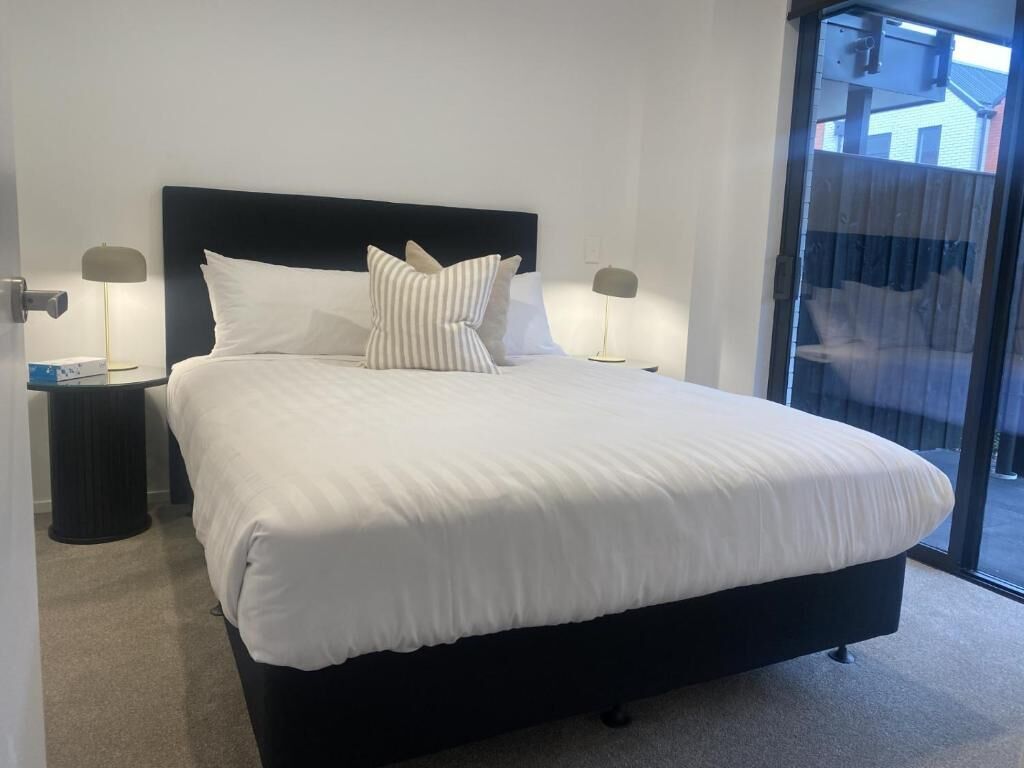 Superior Three Bedroom Apartment