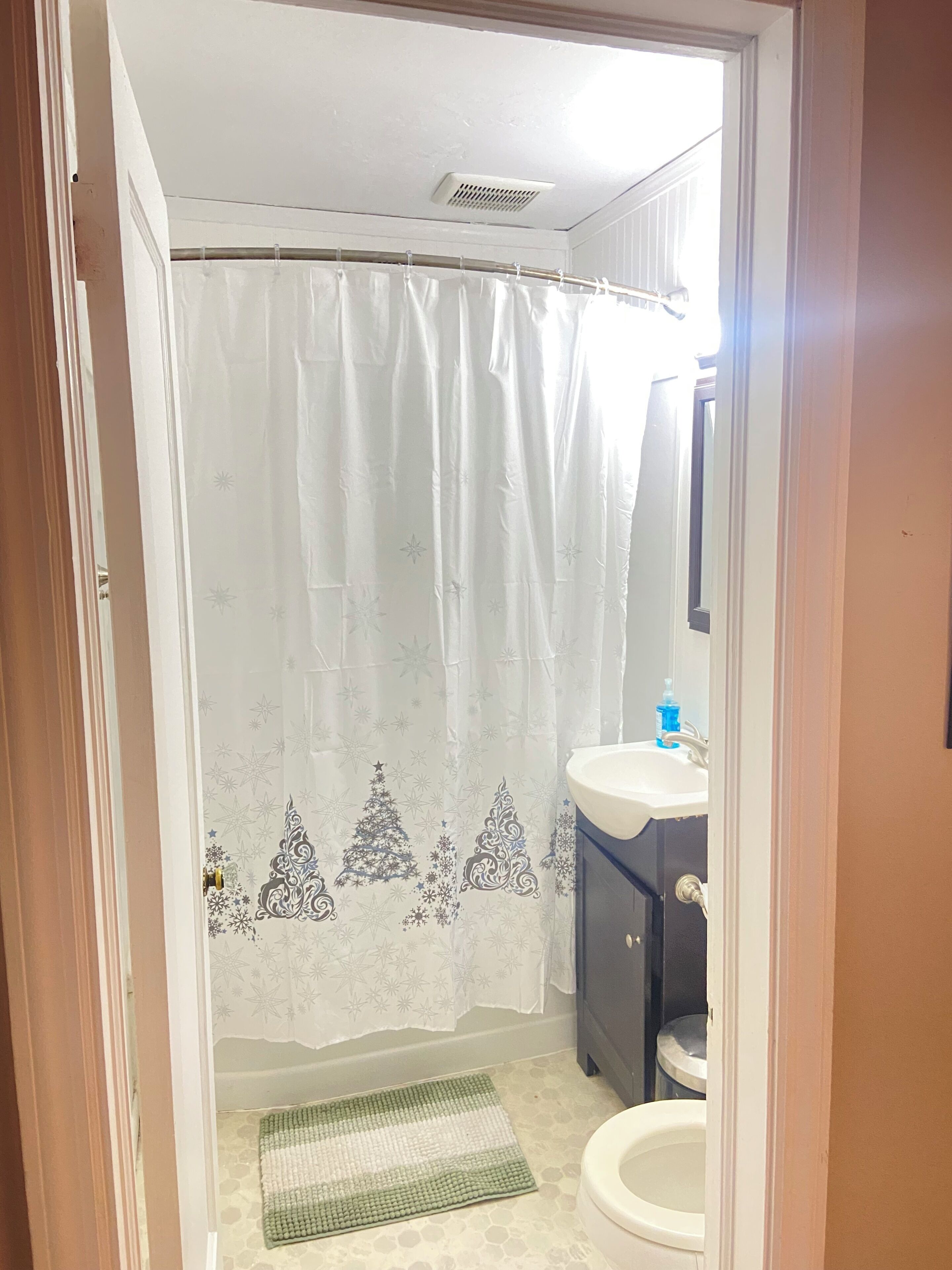 Towels, soap, toilet paper