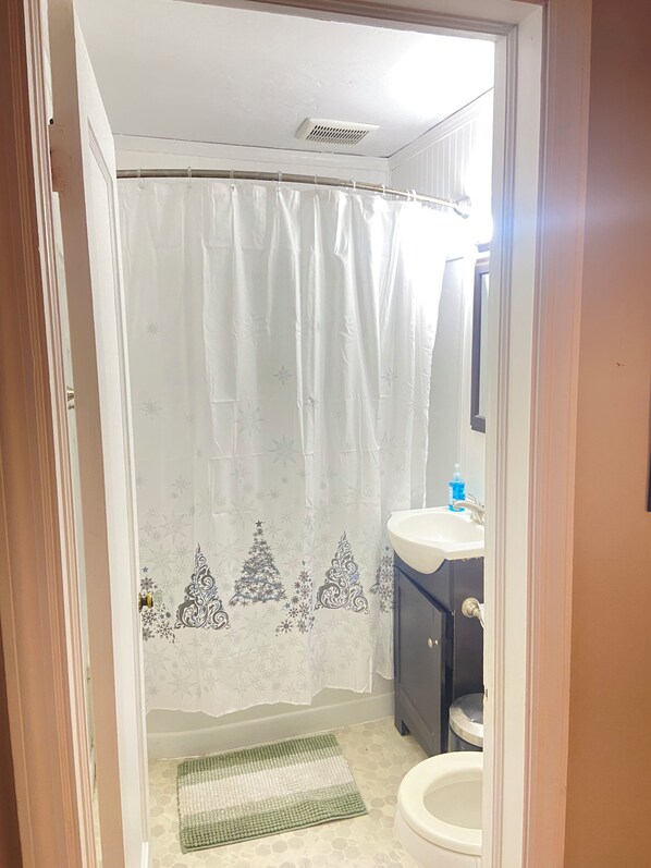 Towels, soap, toilet paper