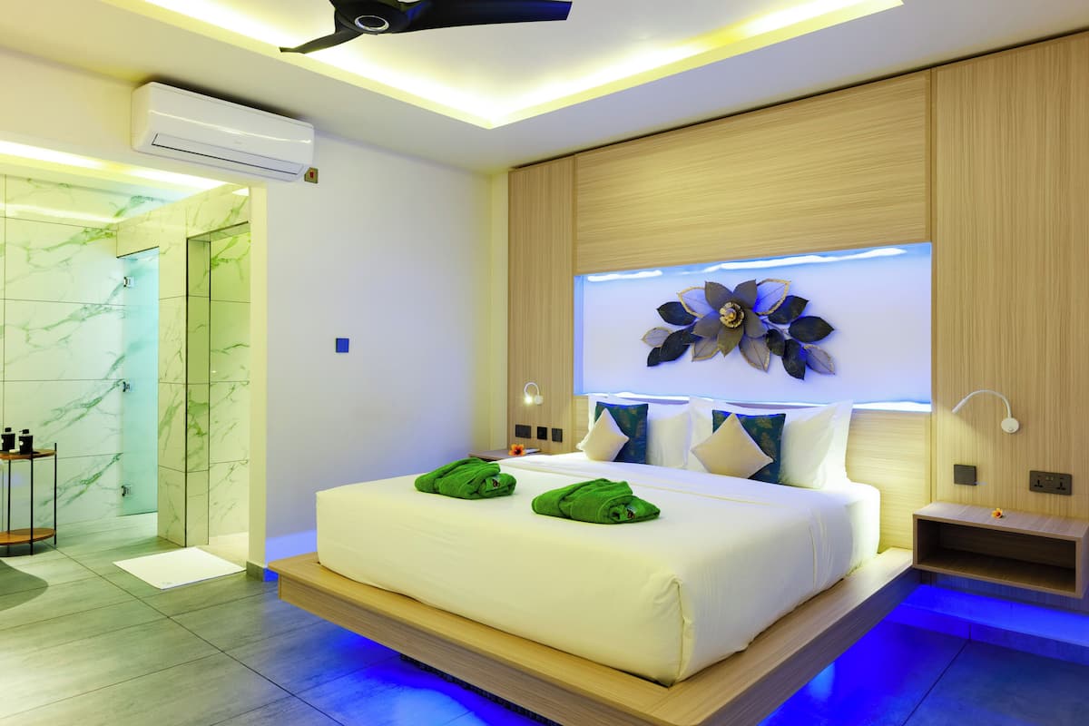 Ropa de cama de alta calidad y minibar