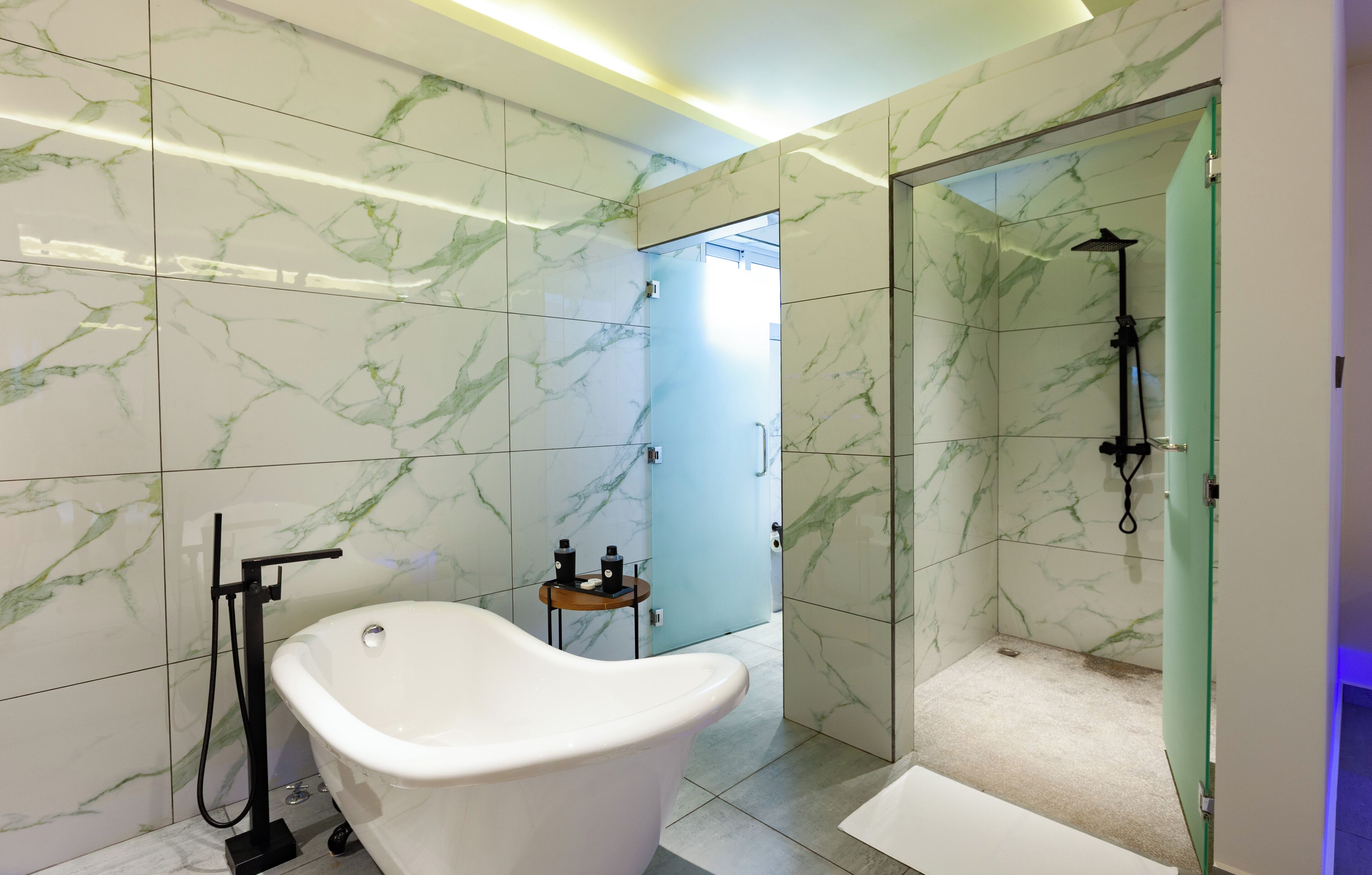 Superior Double Room | Bathroom