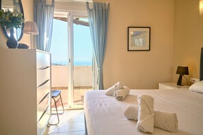 2 bedrooms, iron/ironing board, free WiFi, bed sheets - Casablanca 9 by Casasol (Nerja)