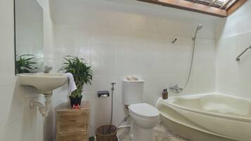 Towels, soap, toilet paper