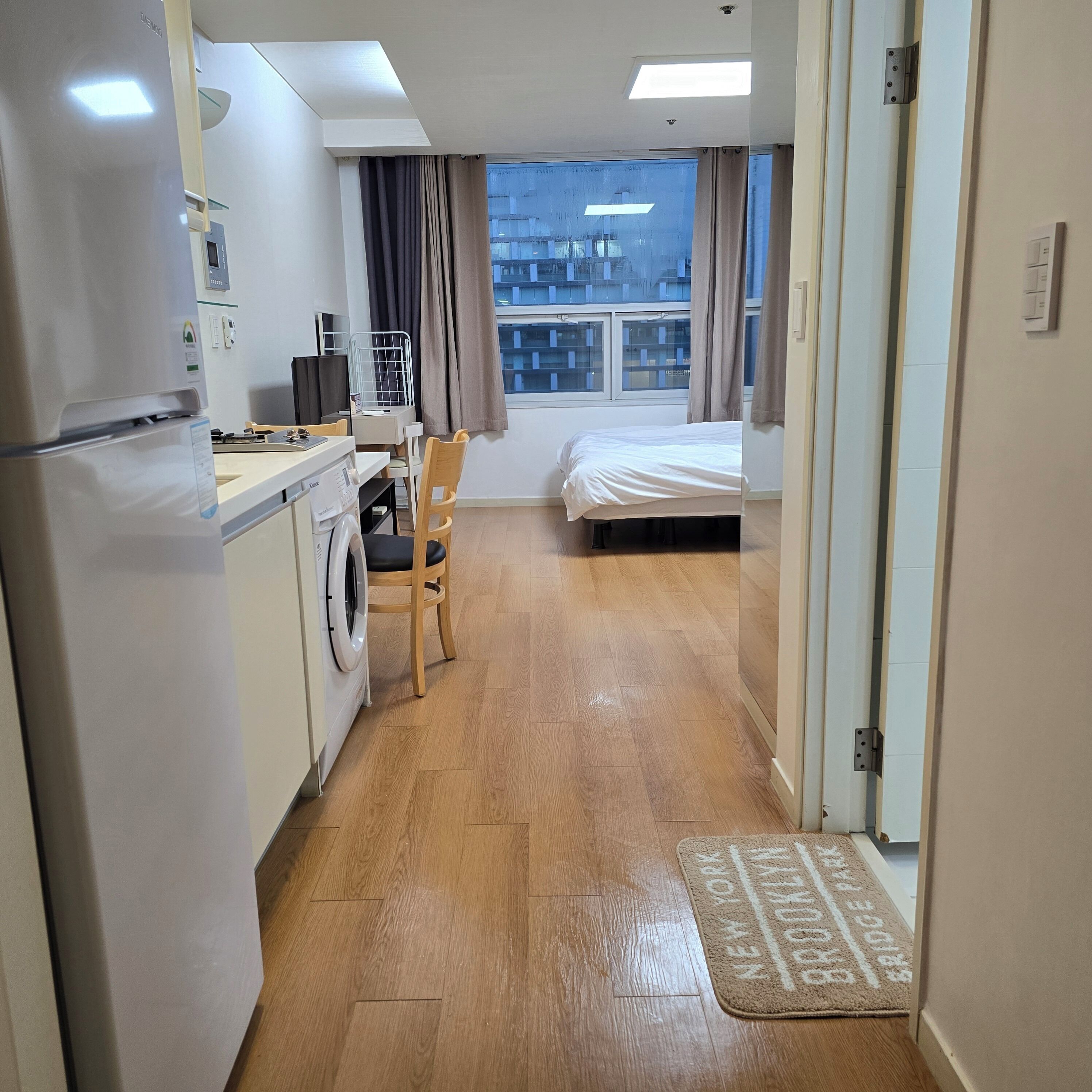 1 chambre, fer et planche à repasser, Wi-Fi, draps fournis