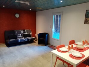 Dining - Gîte du soleil levant (Les Vans)