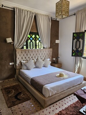 Iron/ironing board, internet, bed sheets - Dar Nour el ilham دارنورالالهام (Marrakech)