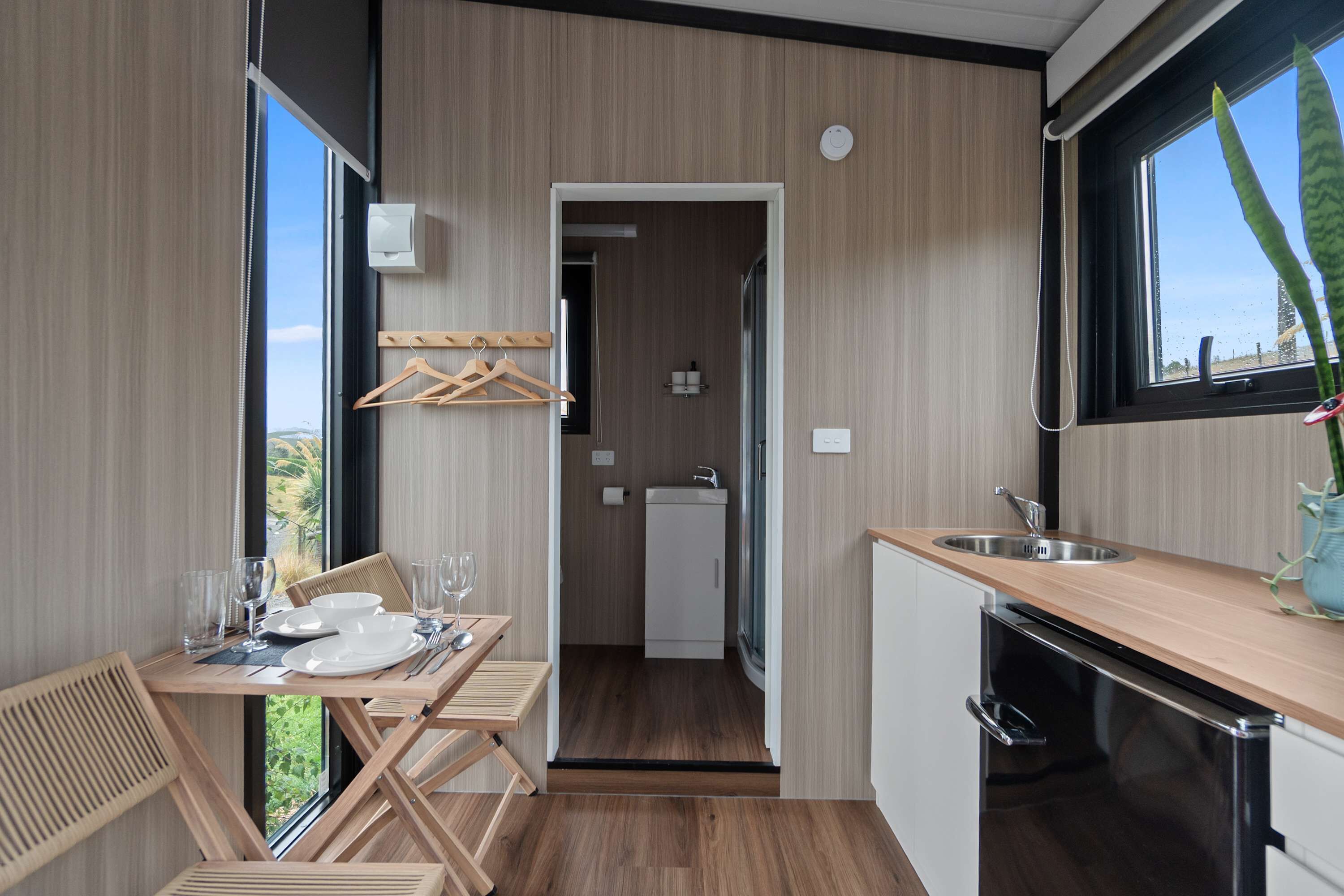 Fridge, microwave, stovetop, electric kettle
