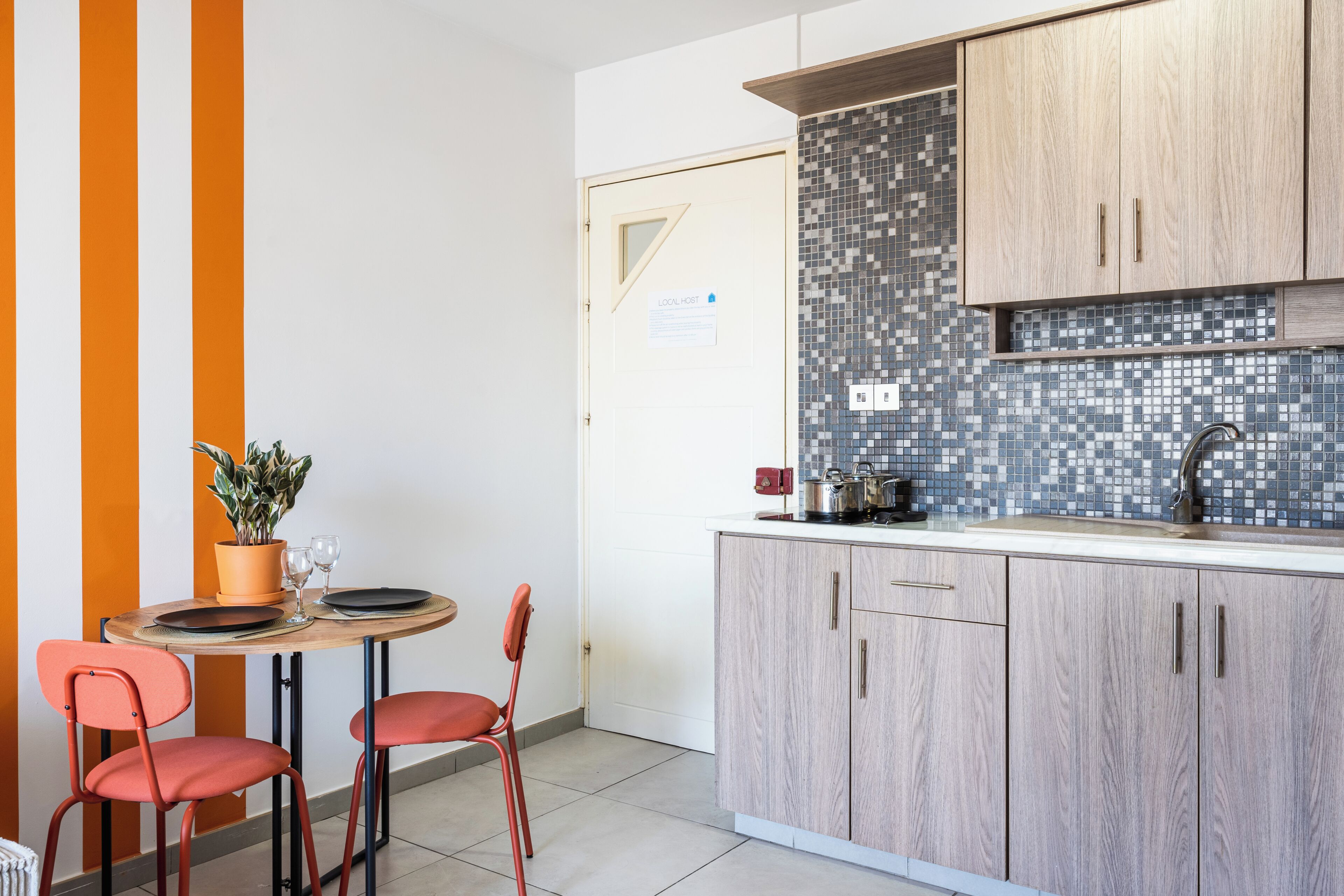 Appartement, 1 lit double et 1 canapé-lit, coin cuisine, vue mer | Restauration dans la chambre