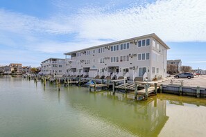 Exterior - Bayside Waterfront Retreat in Ocean City! (Ocean City)