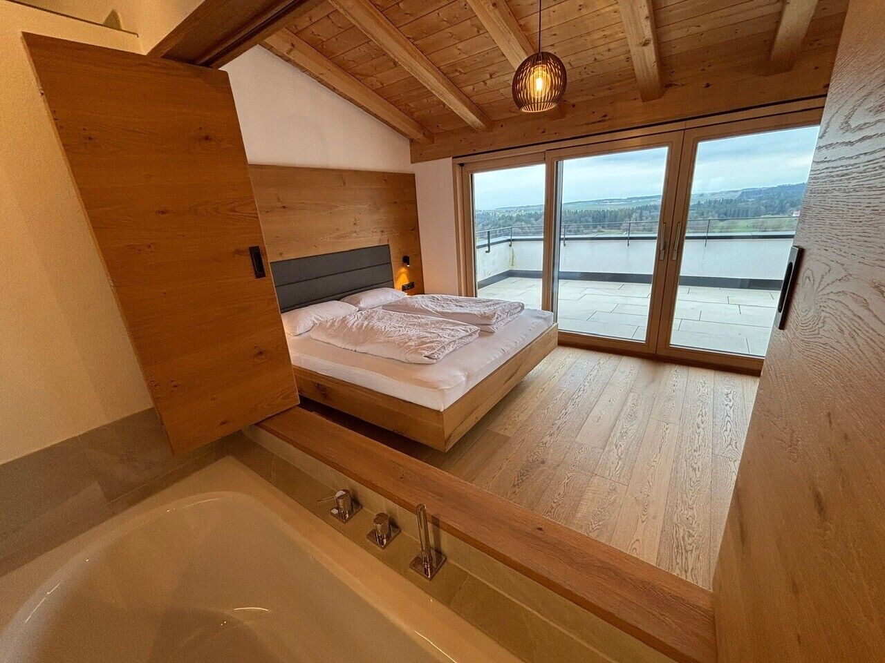 3 dormitorios, wifi gratis, ropa de cama