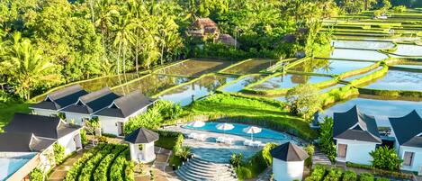 บริเวณภายนอก