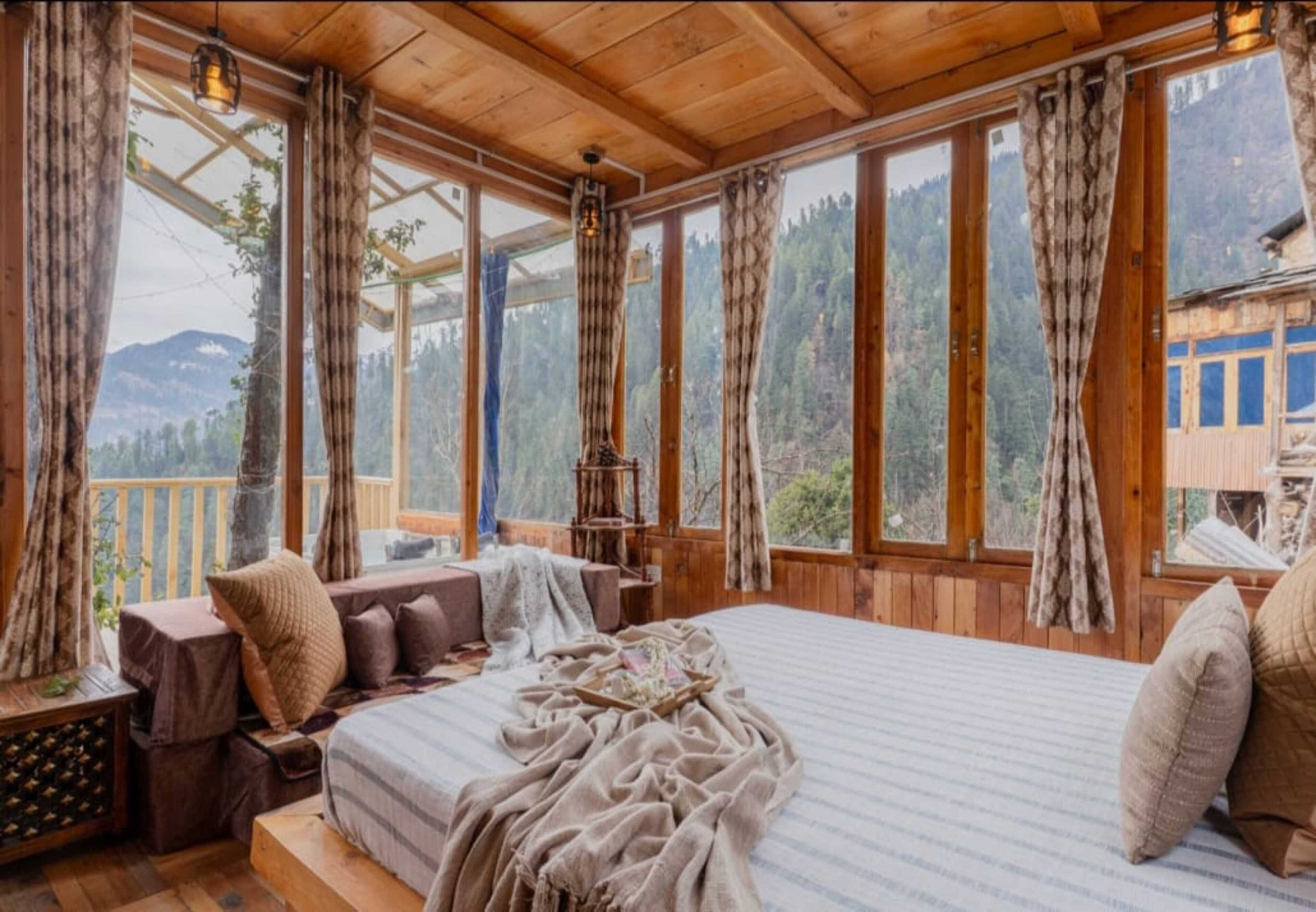 Premium Tent, Mountain View