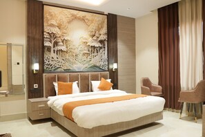 Executive Room, City View | Memory foam beds, desk, laptop workspace, free WiFi - Hotel Green Palace (Prayagraj)
