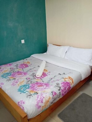 In-room safe, soundproofing, free WiFi, wheelchair access - Longonot View Eco Camp and Accommodation (Naivasha)