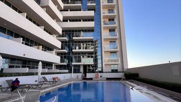 Appartement Confort, balcon, vue ville | Piscine