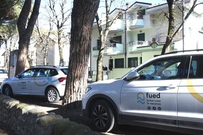 Property grounds - RP01 - Cesenatico, large apartment with garden near the sea (Cesenatico)