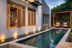 Villa familiar, 2 habitaciones, vistas al jardín | Piscina | Una piscina al aire libre