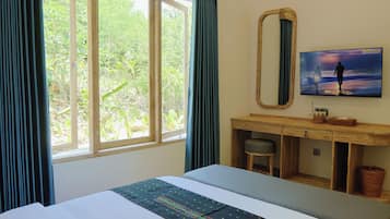 Family Villa, 2 Bedrooms, Garden View | In-room safe, desk, blackout drapes, free WiFi