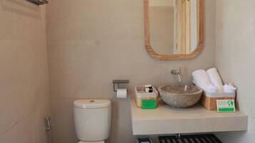 Family Villa, 2 Bedrooms, Garden View | Bathroom