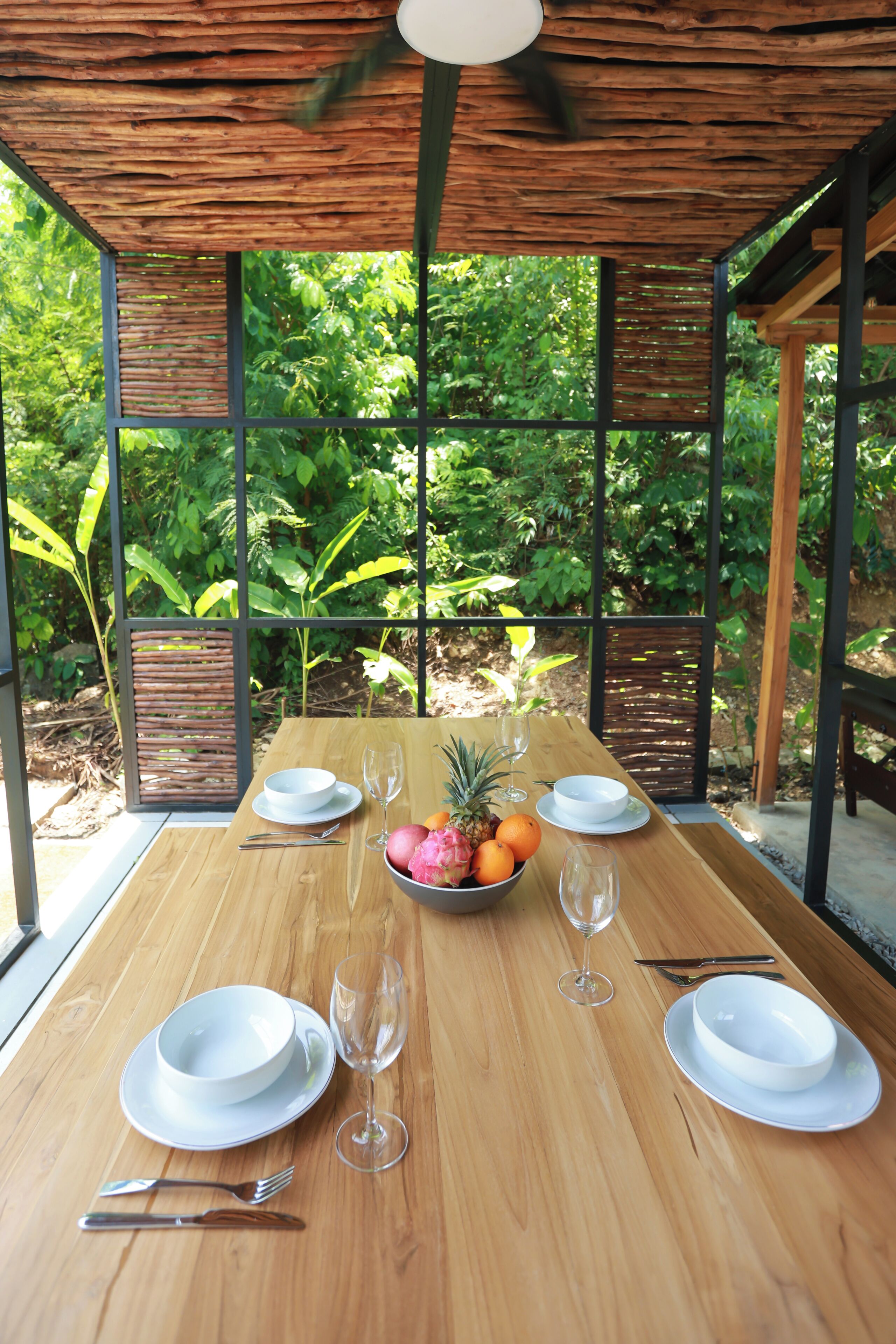 Family Villa, 2 Bedrooms, Garden View | Outdoor dining