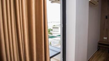 Doppia Deluxe, balcone | Interni