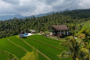 Exterior - Meadow Hills Villa by Mahaprana (Sukasada)