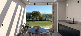 OIKOI - Luxury Suites & Maisonettes