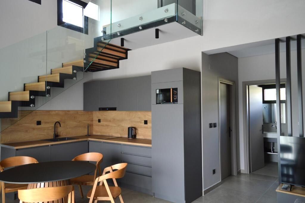 럭셔리 듀플렉스, 발코니, 호수 전망 | 다이닝