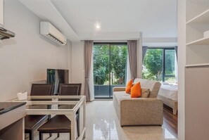 Interior - Step 2 Surin Beach 1BR Rooftop, Gym & Pool C208 (Tambon Choeng Thale)