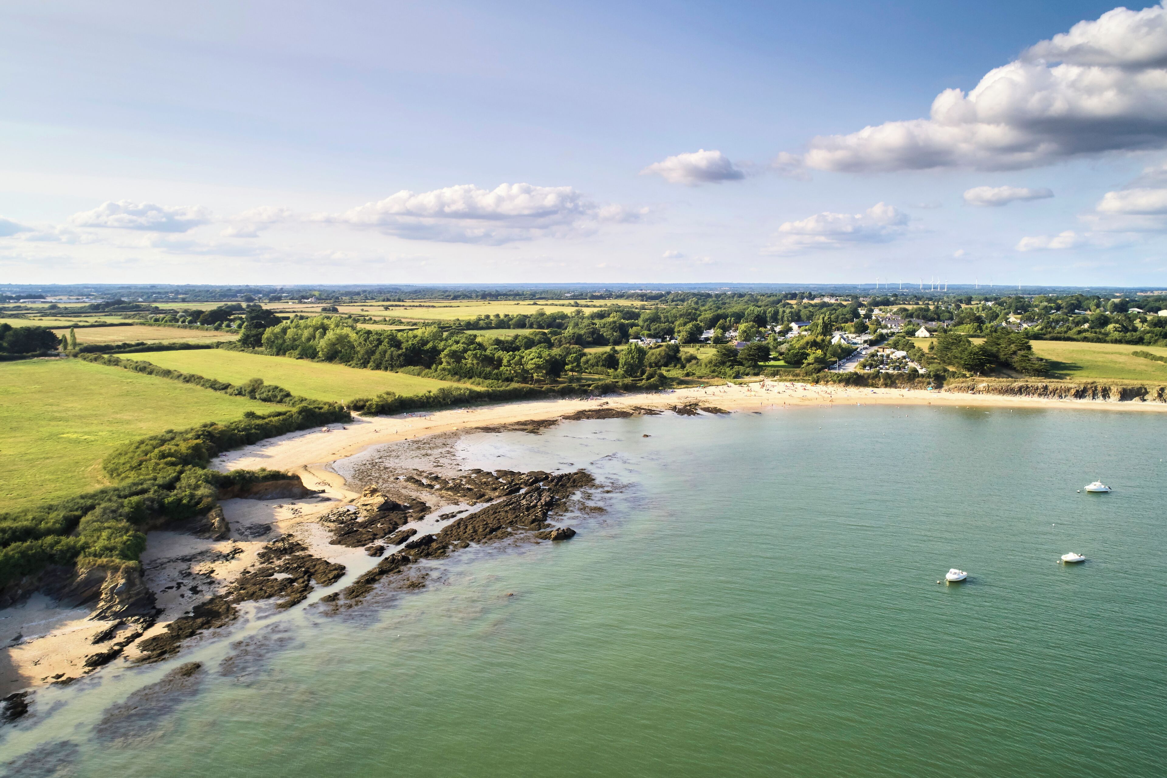Beach nearby, sun loungers