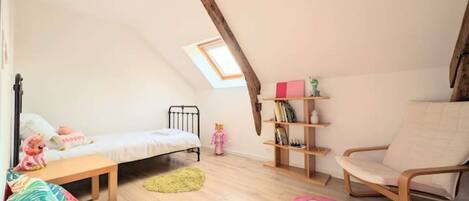 4 bedrooms, WiFi