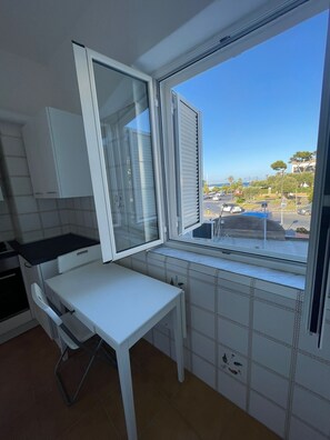 Interior - Vacation cottage at the Capitello, the ideal place for your relaxation by the sea. (Lacco Ameno)