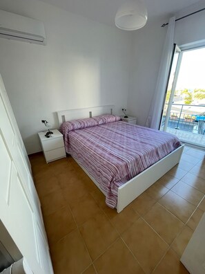 Room - Vrbo Property (Lacco Ameno)