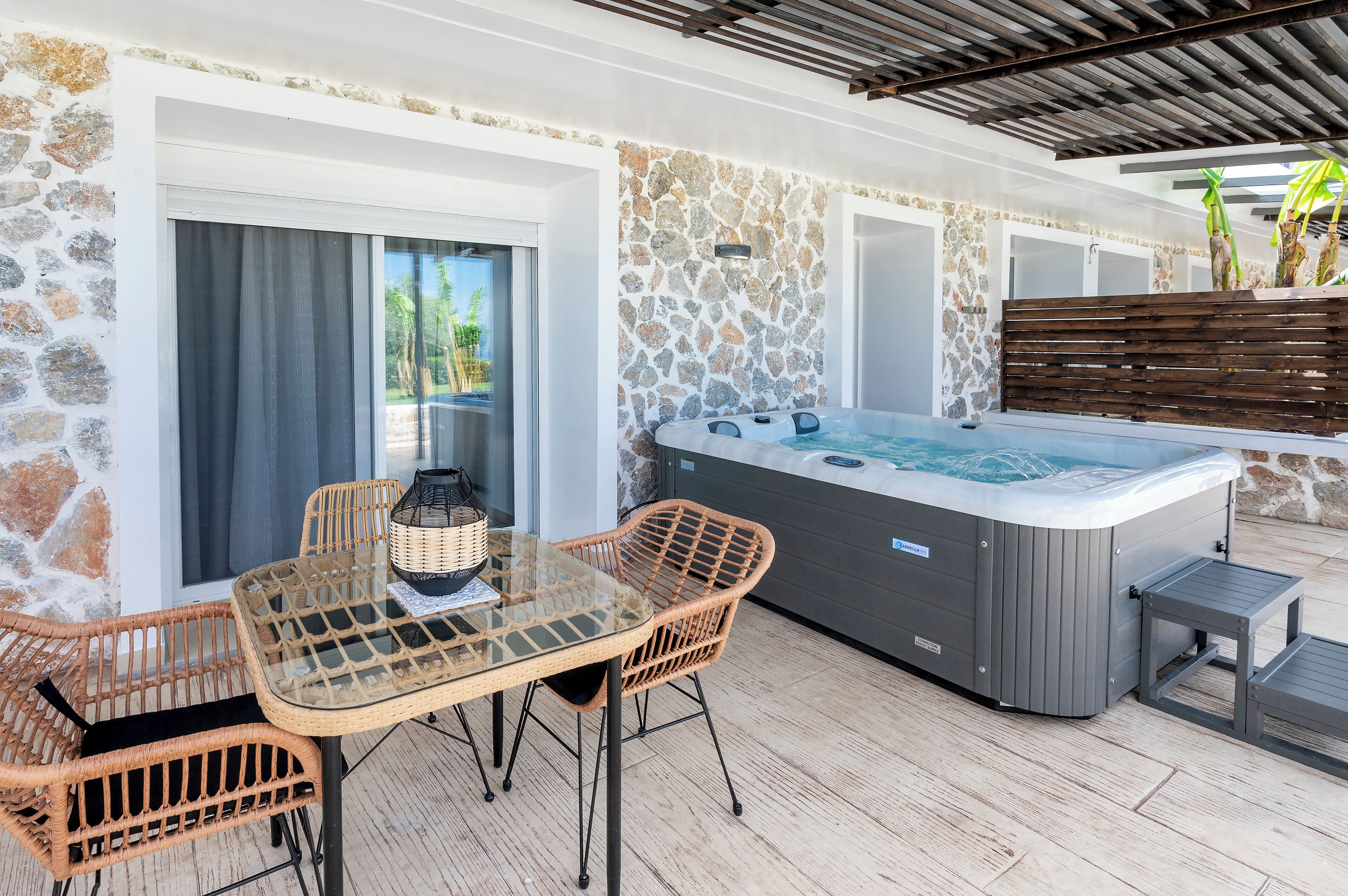 Deluxe driepersoonskamer, balkon, uitzicht op zee | Terras