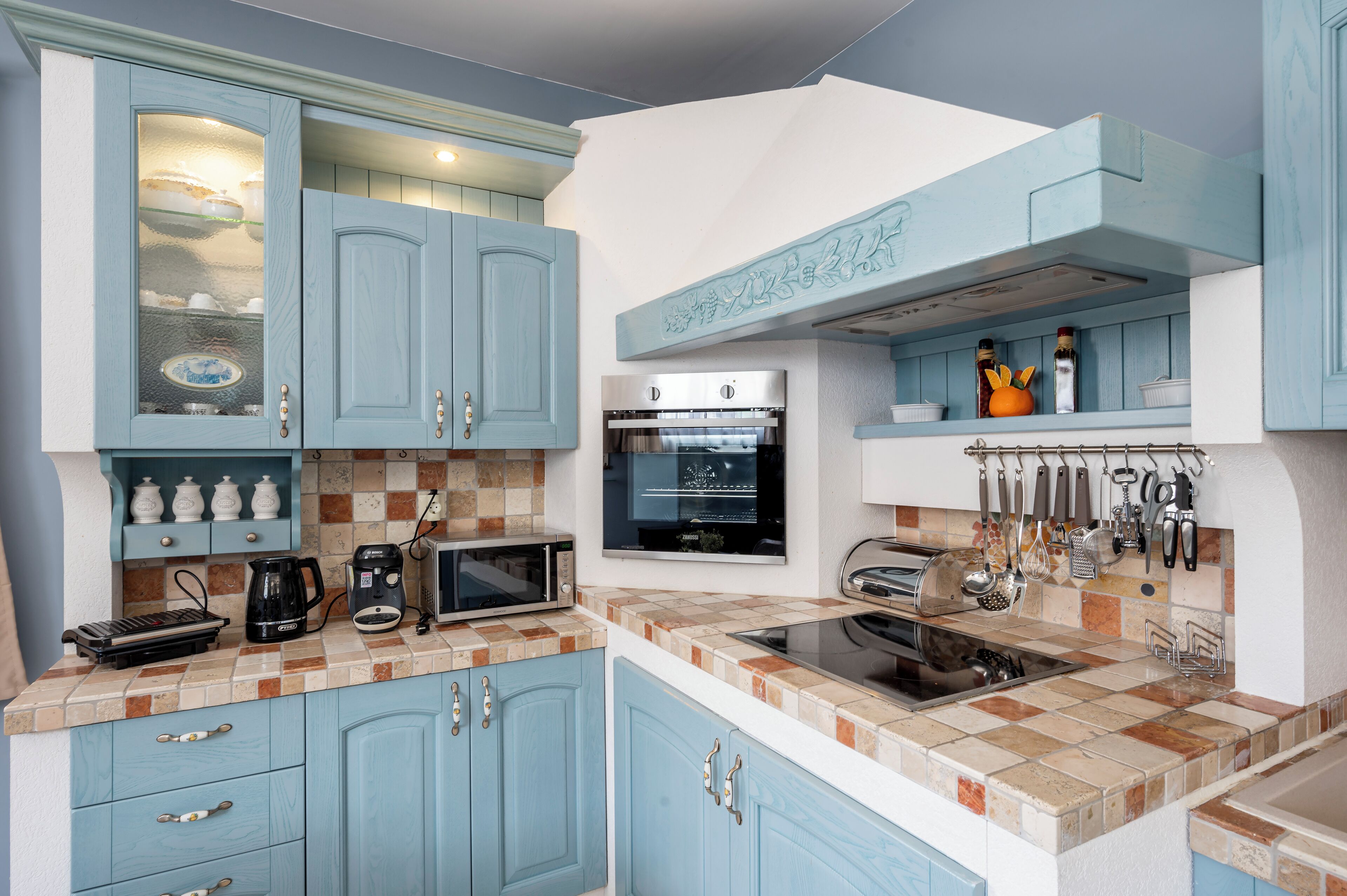 Deluxe Quadruple Room, Balcony, Courtyard View | Private kitchen