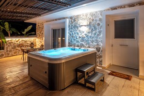 Deluxe Triple Room, Balcony, Garden View | Terrace/patio - Homes Eva's Garden (Kos)