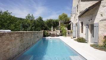 Piscine extérieure, piscine chauffée