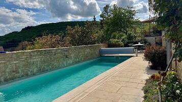 Udendørs pool, opvarmet pool