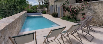 Villa de luxe La Jonchère, Piscine vue sur les vignes Beaune