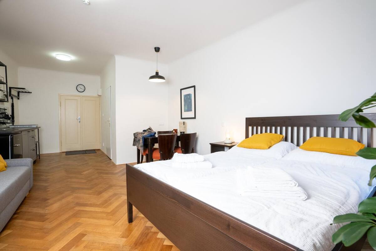 Luxe beddengoed, gratis wifi, beddengoed