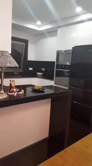 Private kitchen - Moradia dos telhadinhos (Marinhas)