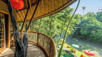 Deluxe Cabin, Balcony, Pool View | Property grounds