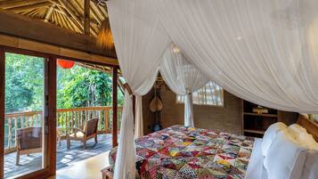 Deluxe Cabin, Balcony, Pool View