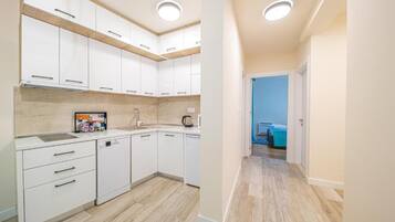 ์ปดํฌํธ ์ํํธ, ๋ฐ๋ค ์ ๋ง | ์ ์ฉ ์ฃผ๋ฐฉ