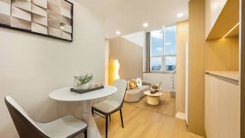 Superior Double Room, City View | Interior