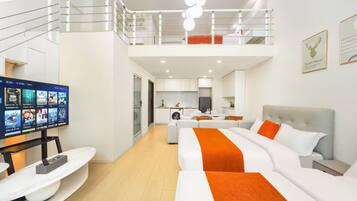 Luxury Suite, City View