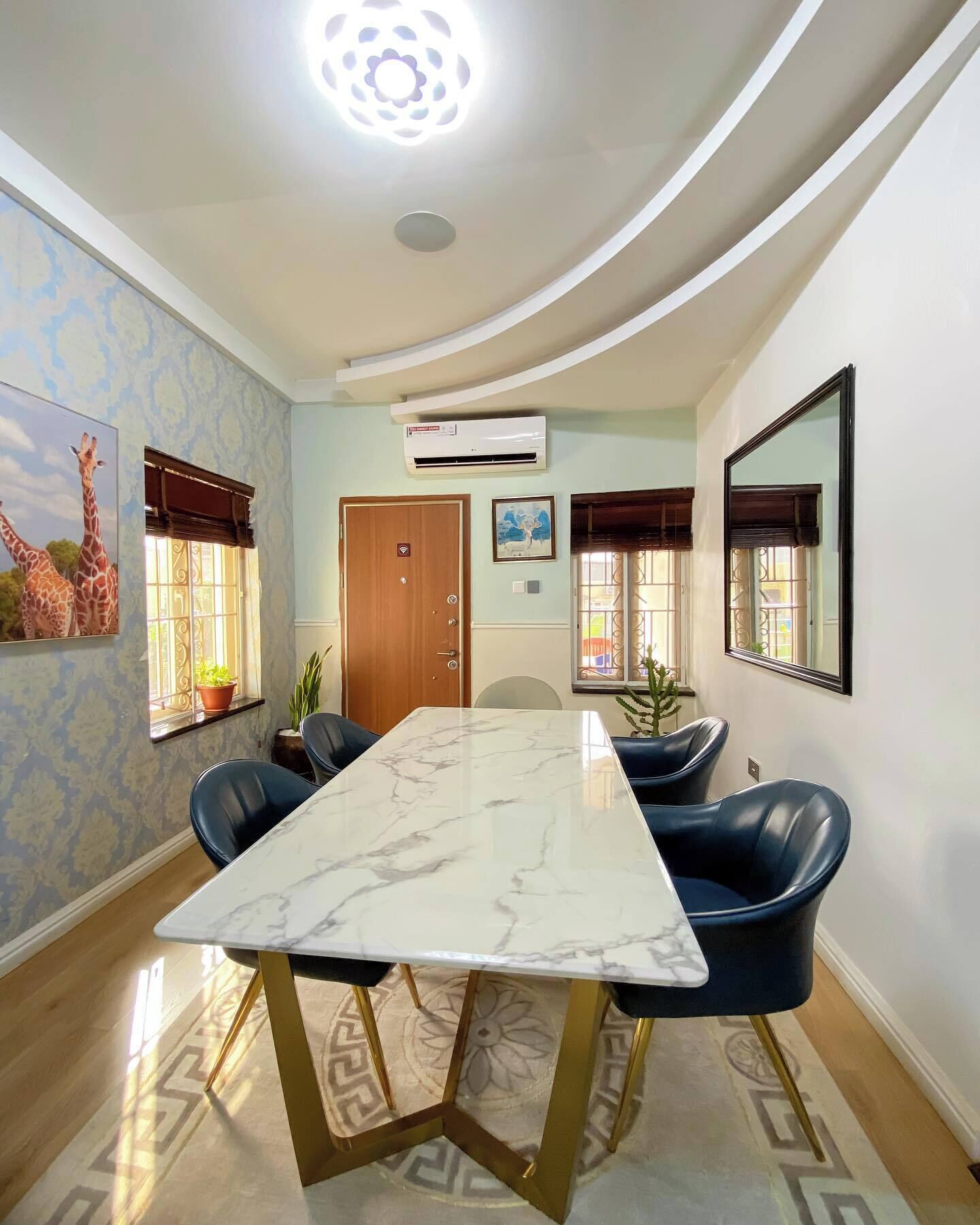 Deluxe Apartment, Balcony, City View | Dining